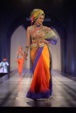 Model walks for Tarun Tahiliani-Azva show in Hyderabad in Tak Krishna on 13th Jan 2015 (203)_54b6621fbfe79.JPG