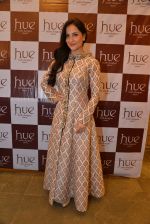 Elli Avram at the festive collection launch at the Hue store on 20th Jan 2015 (74)_54bf53aae3eb8.JPG