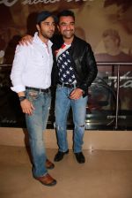 Ajaz Khan, Pulkit Samrat at the Premiere of Khamoshiyaan in Mumbai on 29th Jan 2015 (112)_54cb3fc499216.jpg