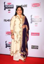 Madhu Chopra graces the red carpet at the 60th Britannia Filmfare Awards_54cf5b8e39228.JPG
