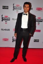 Randeep Hooda graces the red carpet at the 60th Britannia Filmfare Awards_54cf5cc644d88.JPG
