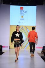 Model walk the ramp for Asmita Marwah Show at India beach Fashion Week in Goa on 5th Feb 2015 (28)_54d477efea048.JPG