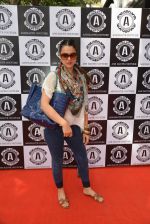 at Asha Karla_s summer 2015 couture collection hosted by Arpita Khan in Juhu, Mumbai on 5th Feb 2015 (91)_54d476b2b2c72.JPG