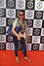 at Asha Karla_s summer 2015 couture collection hosted by Arpita Khan in Juhu, Mumbai on 5th Feb 2015 (92)_54d476b46376b.JPG