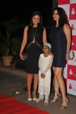 Lisa Ray at 3rd Annual Charity Fundraiser Art Exhibition by Cuddles Foundation in support for children suffering from Cancer in Mumbai on 11th Feb 2015 (28)_54dc670c33568.JPG