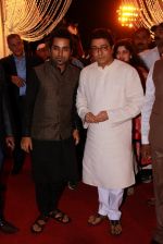 Raj Thackeray at Designer Manali Jagtap_s Wedding Reception in Mumbai on 11th Feb 2015 (76)_54dc637fa08be.jpg