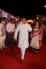 Raj Thackeray at Designer Manali Jagtap_s Wedding Reception in Mumbai on 11th Feb 2015 (83)_54dc638866124.jpg