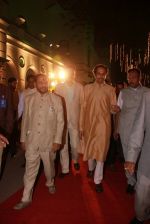 Uddhav Thackeray at Designer Manali Jagtap_s Wedding Reception in Mumbai on 11th Feb 2015 (97)_54dc63bcda78b.jpg