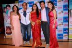 Swapnil Joshi, Sonalee Kulkarni & Prarthana Behere at the Premiere of marathi movie Mitwaa on Cinema, Mumbai on 12th Feb 2015 (92)_54de00da031e9.jpg