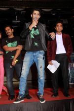 Sidhant Gupta promote Badmashiyan at National college in Mumbai on 21st Feb 2015 (25)_54e9e94f45c25.jpg