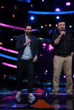 Ayushmann Khurrana, Anu Malik on the sets of Lil Champs in Famous on 24th Feb 2015 (52)_54ed7190dde4d.JPG