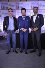 Anil Kapoor, Abhinay Deo at the launch of Resovilla in association with Disha Direct and Abhinay Deo in The Club on 2nd March 2015 (52)_54f57a4b56f85.JPG