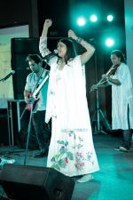 Sona Mohapatra performs for Womens Day 2015 in Mumbai on 4th March 2015 (14)_54fb016f3f275.jpg