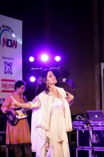 Sona Mohapatra performs for Womens Day 2015 in Mumbai on 4th March 2015 (8)_54fb0167c7d58.jpg
