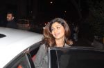 Shilpa Shetty snapped in Bandra on 7th March 2015 (11)_54fc5108ac872.JPG