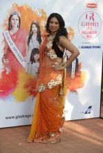 at Gladrags Mrs India contest and Wadia cup in RWITC on 8th March 2015 (83)_54fd9101869ec.JPG