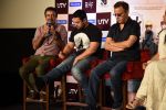 Aamir Khan, Vidhu Vinod Chopra, Rajkumar Hirani unveils PK Dvd in Mumbai on 11th March 2015 (30)_550158e043c6e.JPG