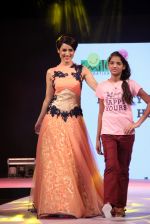 at Smile Foundation show with True Fitt & Hill styling in Rennaisance on 15th March 2015 (245)_5506ab57a93f9.jpg