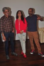 Krishika Lulla, Sriram Raghavan at NH10 success bash in Eros Office on 16th March 2015 (34)_5507f093e93bb.jpg