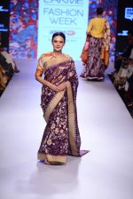Model walks the ramp for Gaurang Show at Lakme Fashion Week 2015 Day 2 on 19th March 2015 (91)_550c0510f044e.JPG