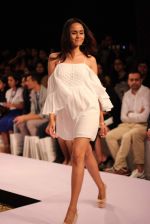 Model walks the ramp for Jabong Presents Miss Bennett London Show at Lakme Fashion Week 2015 Day 2 on 19th March 2015 (290)_550c074eaa07e.JPG