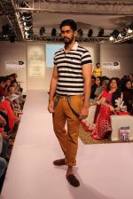 Model walks the ramp for Killer and Easies Show at Lakme Fashion Week 2015 Day 2 on 19th March 2015 (228)_550c07da655a0.JPG