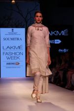 Model walks the ramp for Marg By Soumitra Show at Lakme Fashion Week 2015 Day 2 on 19th March 2015 (3)_550c0657bf0a0.JPG