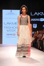 Model walks the ramp for Mayank and Shraddha Nigam Show at Lakme Fashion Week 2015 Day 2 on 19th March 2015 (75)_550c078889aca.JPG