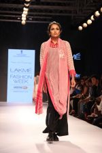 Model walks the ramp for Mayank and Shraddha Nigam Show at Lakme Fashion Week 2015 Day 2 on 19th March 2015 (87)_550c07b47af79.JPG