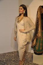 Jacqueline Fernandez at Anand Kabra_s fashion installation at Lakme Fashion Week on 21st March 2015 (87)_550ea90695cfe.JPG