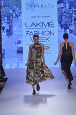 Model walk the ramp for Asmita Marwa Show at Lakme Fashion Week 2015 Day 3 on 20th March 2015 (142)_550e8d802ee1a.JPG