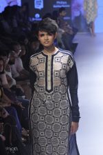 Model walk the ramp for Ikai by Ragini Ahuja Show at Lakme Fashion Week 2015 Day 3 on 20th March 2015 (21)_550e8c80bd551.JPG