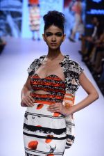 Model walk the ramp for Ken Ferns Show at Lakme Fashion Week 2015 Day 4 on 21st March 2015 (120)_550ec784dca04.JPG