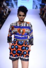 Model walk the ramp for Ken Ferns Show at Lakme Fashion Week 2015 Day 4 on 21st March 2015 (19)_550ec60521639.JPG