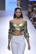 Model walk the ramp for Nikhil Thampi Show at Lakme Fashion Week 2015 Day 3 on 20th March 2015 (69)_550e8dc804f18.JPG