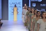 Model walk the ramp for Shift Show at Lakme Fashion Week 2015 Day 3 on 20th March 2015 (109)_550e8eb0ca910.JPG