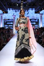 Model walk the ramp for Suneet Varma Show at Lakme Fashion Week 2015 Day 4 on 21st March 2015 (126)_550ea8ae6e99f.JPG