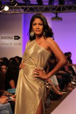 Carol Gracias walk the ramp for Vernadah Show at Lakme Fashion Week 2015 Day 5 on 22nd March 2015 (96)_550ff58e1421f.jpg