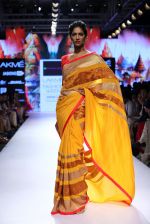 Model walk the ramp for Mandira Bedi Show at Lakme Fashion Week 2015 Day 5 on 22nd March 2015 (43)_550fdb319b97f.JPG