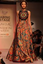 Model walk the ramp for Neha Aggarwal Show at Lakme Fashion Week 2015 Day 5 on 22nd March 2015 (44)_550ff528ba6b8.JPG