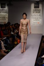 Model walk the ramp for Ridhi Mehra Show at Lakme Fashion Week 2015 Day 5 on 22nd March 2015 (13)_55100951bb321.JPG
