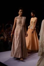 Model walk the ramp for Ridhi Mehra Show at Lakme Fashion Week 2015 Day 5 on 22nd March 2015 (228)_55100aad81aaa.JPG