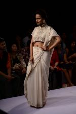 Model walk the ramp for Ridhi Mehra Show at Lakme Fashion Week 2015 Day 5 on 22nd March 2015 (83)_551009b696aa7.JPG