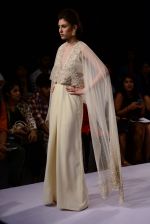 Model walk the ramp for Ridhi Mehra Show at Lakme Fashion Week 2015 Day 5 on 22nd March 2015 (98)_551009cb88399.JPG
