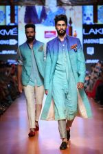 Model walk the ramp for Tarun Tahiliani Show at Lakme Fashion Week 2015 Day 5 on 22nd March 2015 (237)_550fdf525a0a3.JPG