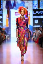 Model walk the ramp for Tarun Tahiliani Show at Lakme Fashion Week 2015 Day 5 on 22nd March 2015 (242)_550fdf5936fea.JPG