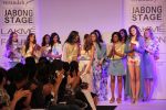 Model walk the ramp for Vernadah Show at Lakme Fashion Week 2015 Day 5 on 22nd March 2015 (84)_550ff6053156f.jpg