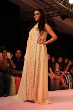 Neha Dhupia walk the ramp for RRISO Show at Lakme Fashion Week 2015 Day 5 on 22nd March 2015 (142)_551008233e4d1.JPG