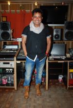 Sukhwinder Singh at the trailor launch of Barefoot To Goa in Sunny Super Sound on 24th March 2015 (35)_55125ab14c4f5.JPG
