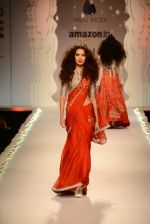 Model walk the ramp for Anju Modi on day 1 of Amazon India Fashion Week on 25th March 2015 (251)_5513ce99b3f2e.JPG
